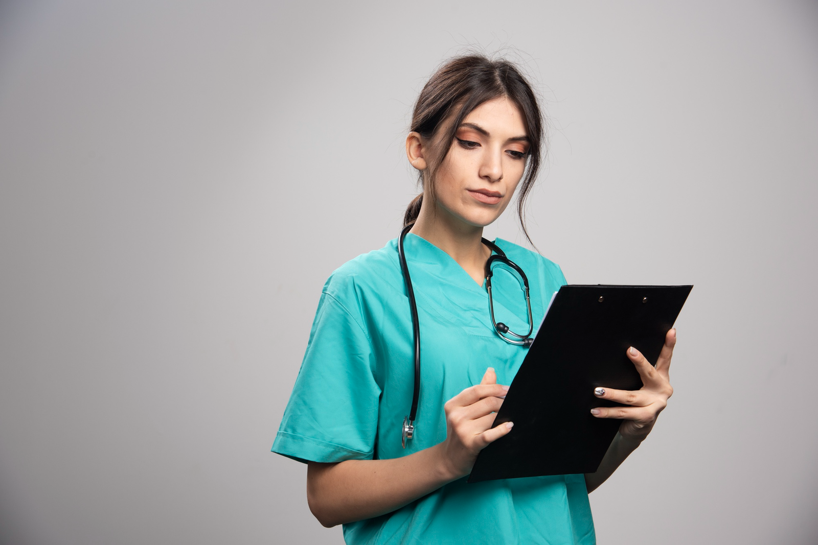 If I Complete Medical Assistant Training in Houston, Can I Work in Other Locations?